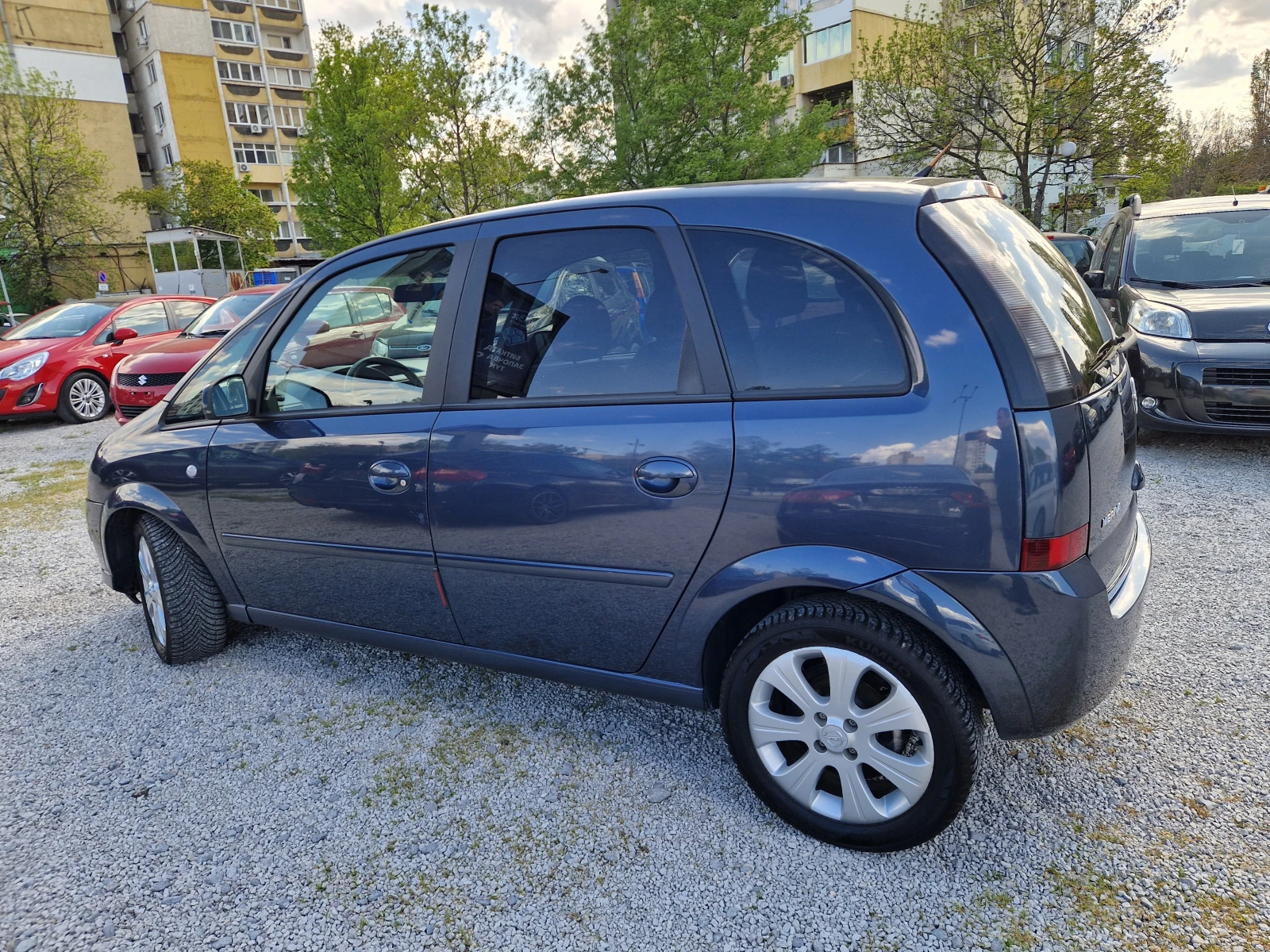 Opel Meriva 1.4 i, снимка 8 - Автомобили и джипове - 54341378
