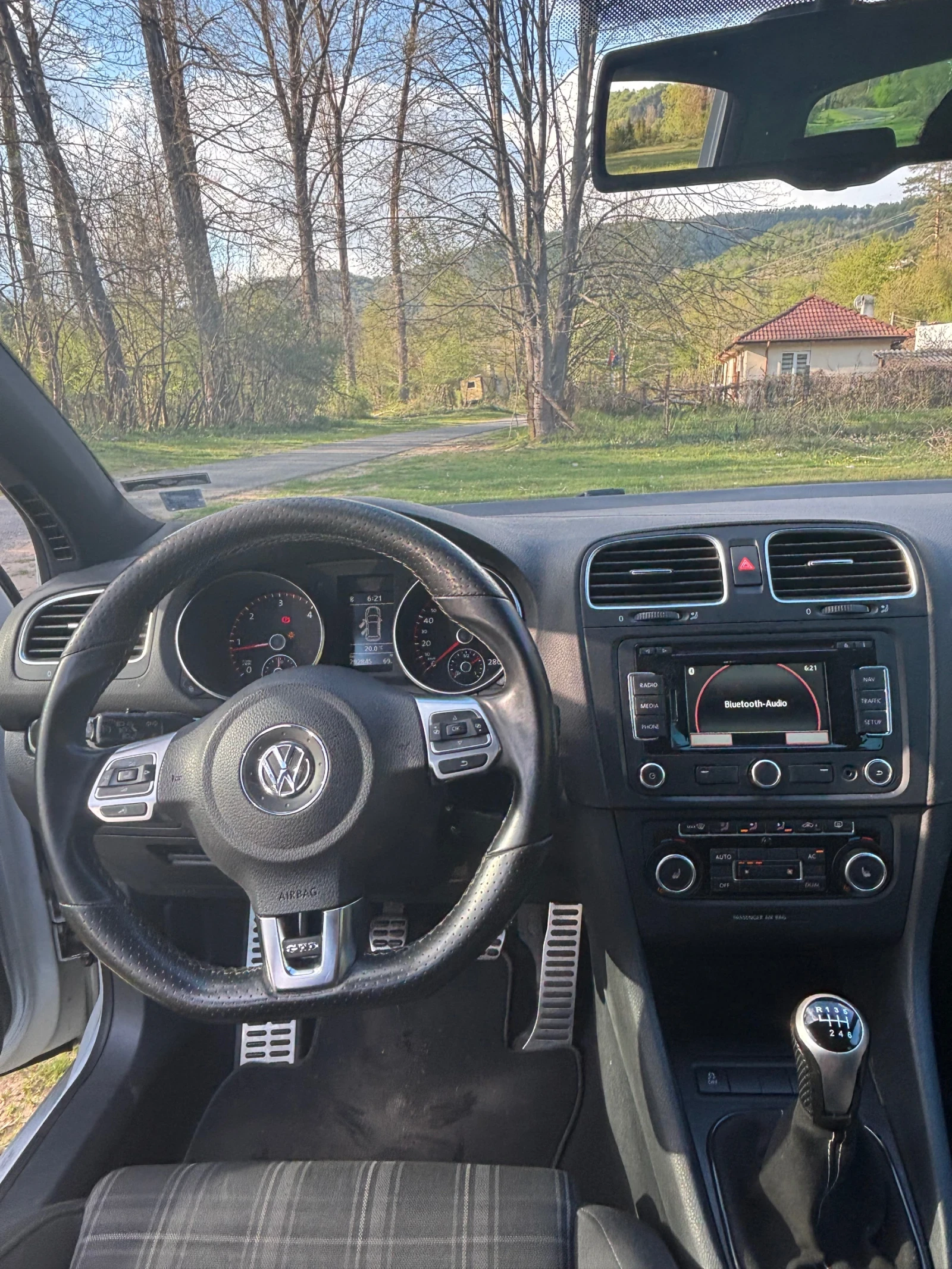 VW Golf, снимка 4 - Автомобили и джипове - 54580421