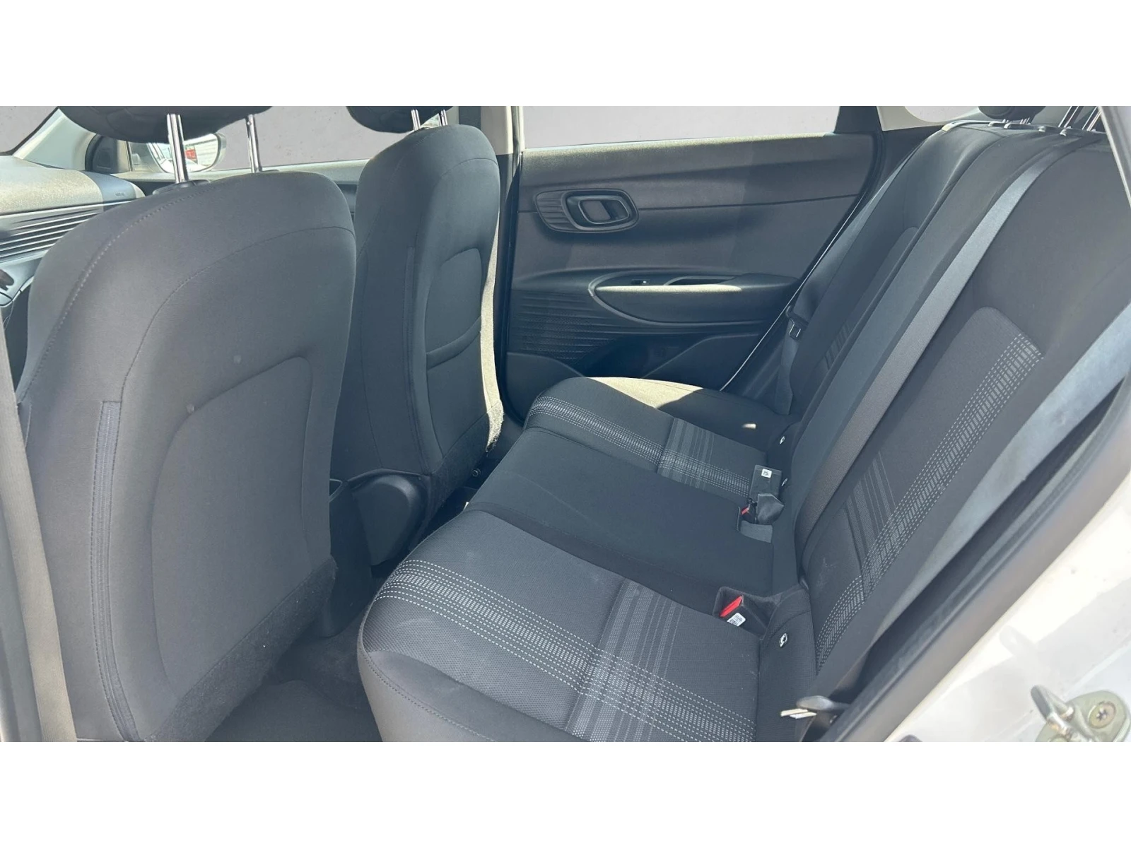 Hyundai I20 1.2i LPG  M/T, Месечна вноска от 177  , снимка 12 - Автомобили и джипове - 54773933