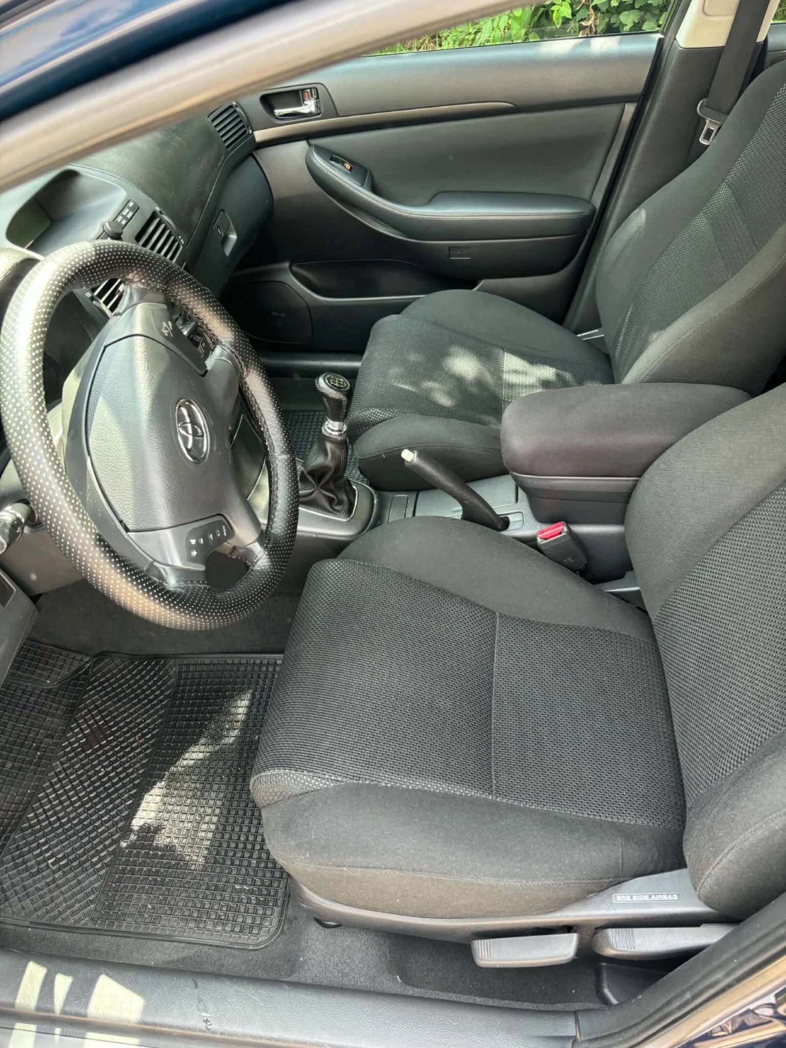Toyota Avensis, снимка 9 - Автомобили и джипове - 55133592