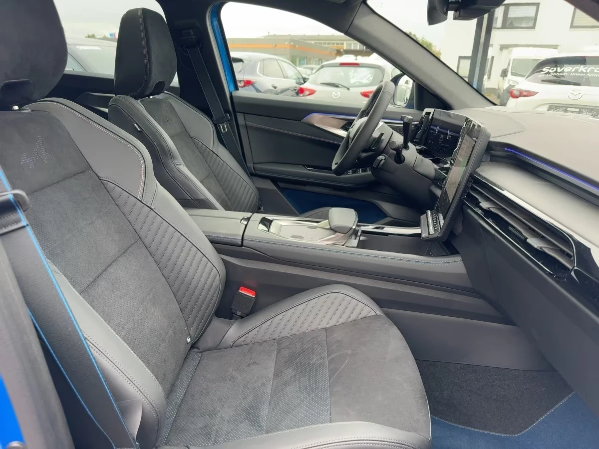 Renault Rafale E-TECH/200HP/ESPIRIT-ALPINE/HYBRID/360/PANO/643g, снимка 11 - Автомобили и джипове - 55402228