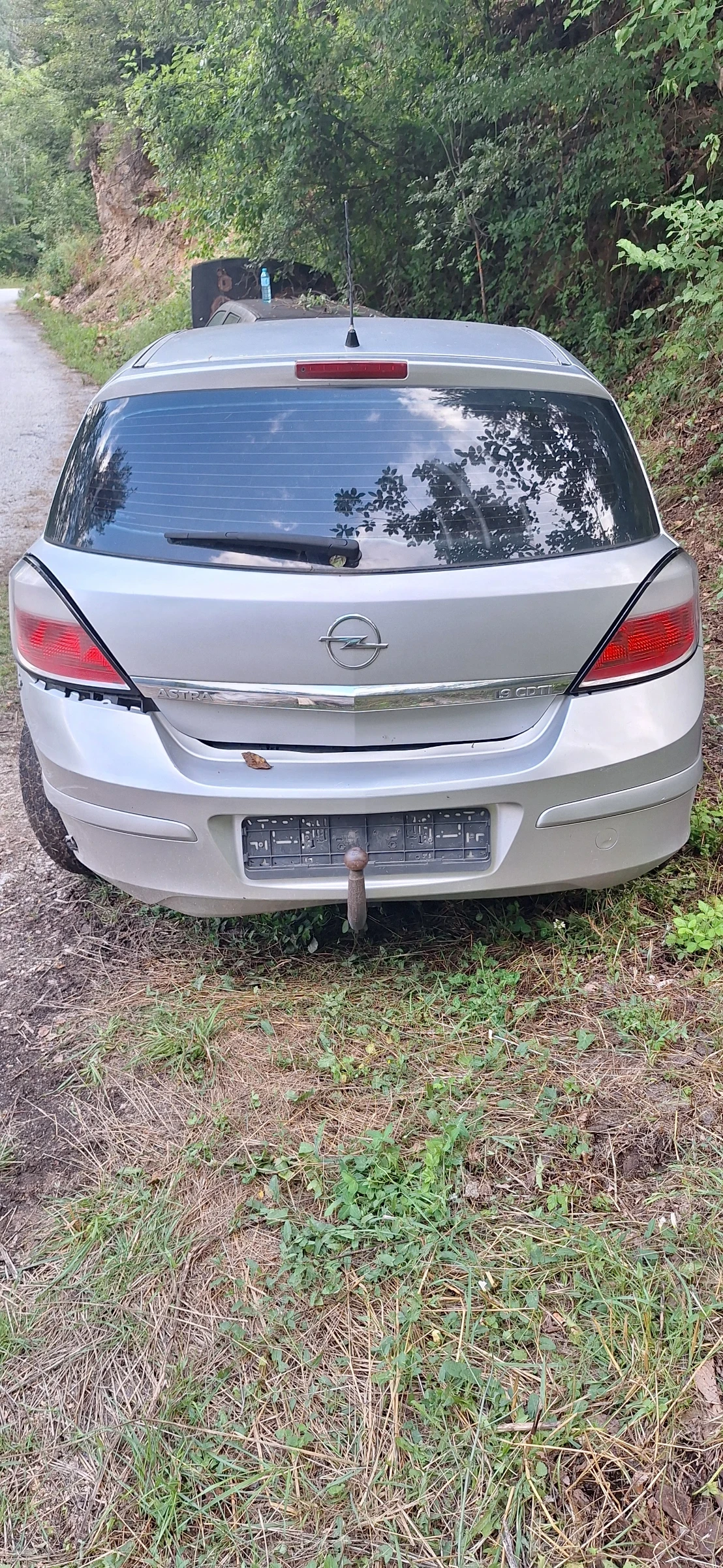 Opel Astra 1.9, снимка 2 - Автомобили и джипове - 55476626