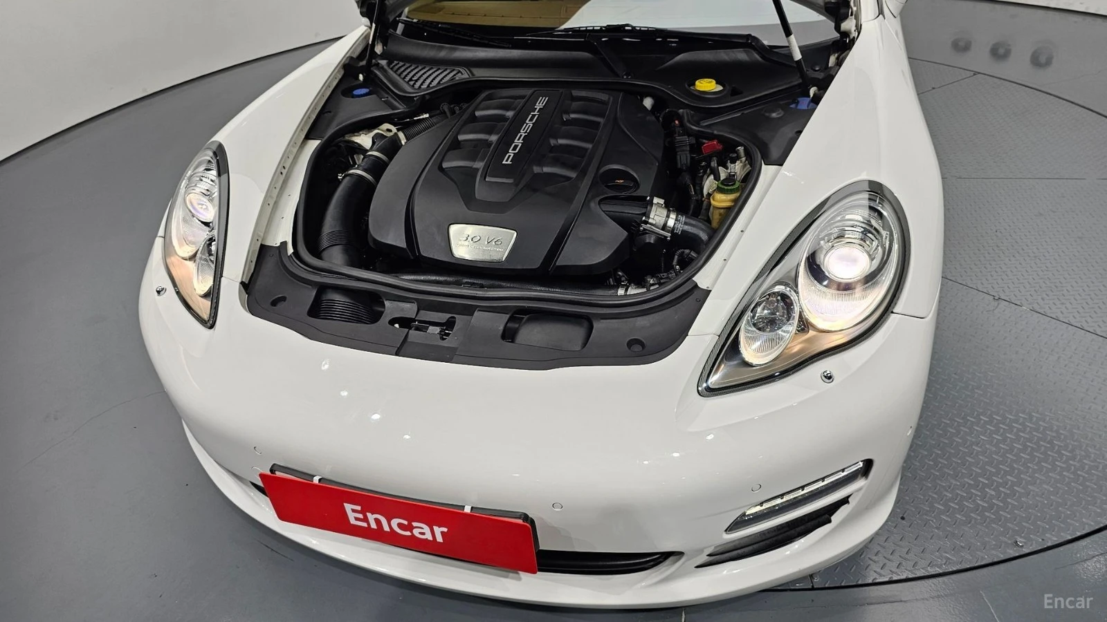Porsche Panamera D Автокредит Цена до България, снимка 17 - Автомобили и джипове - 55486971