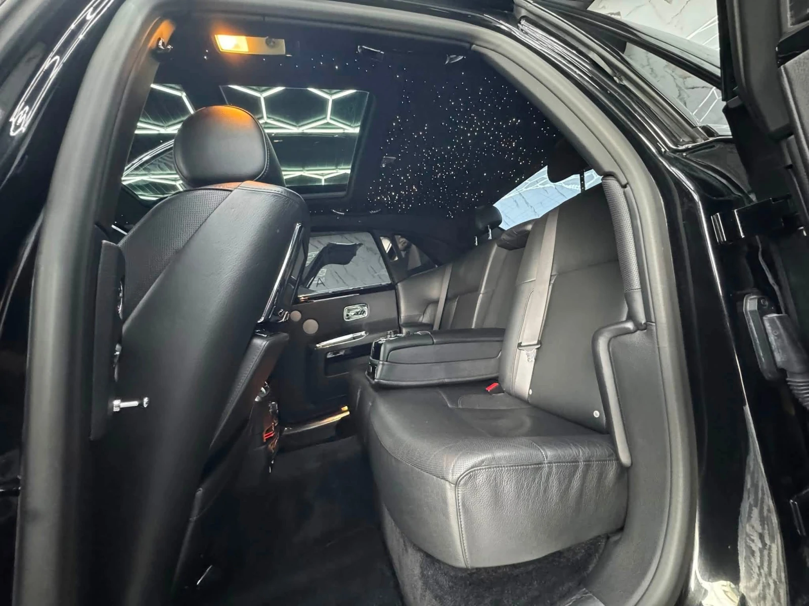 Rolls-Royce Ghost | Mobile.bg � ����������� 13