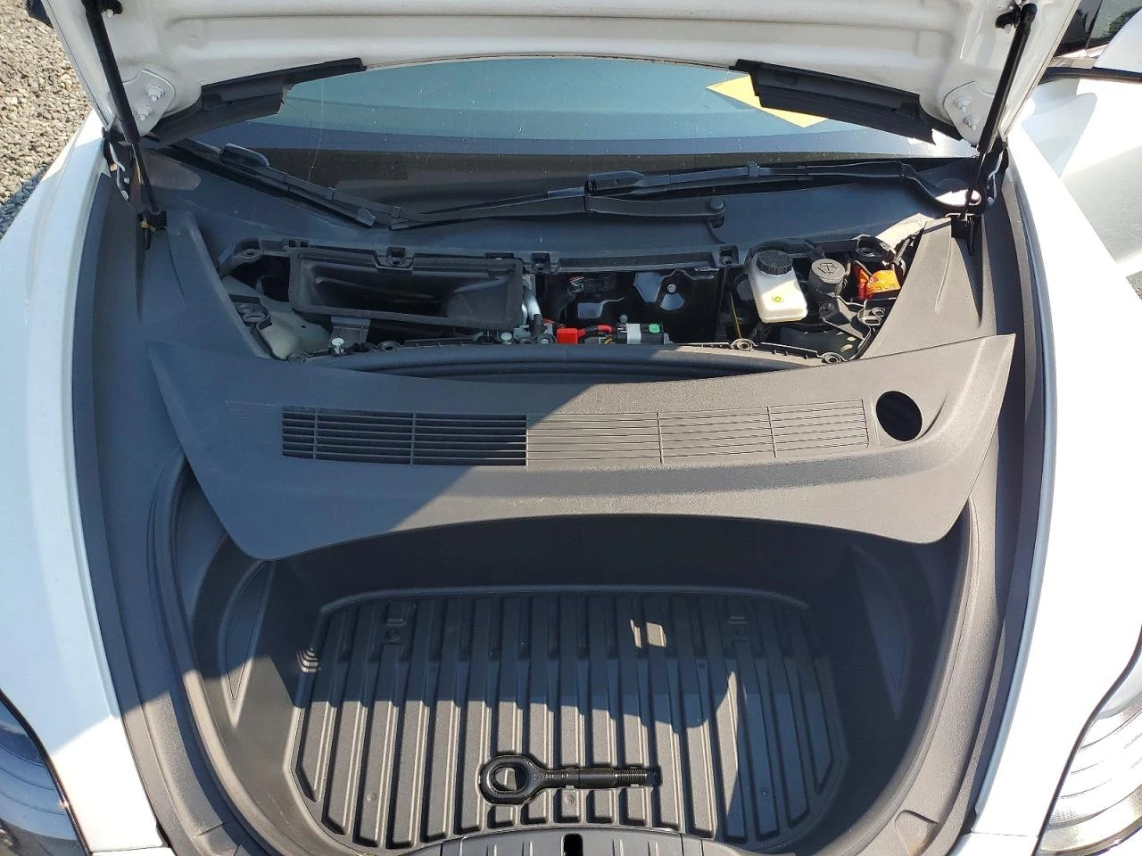 Tesla Model 3 STANDART RANGE RWD ТЕРМОПОМПА* FSD3* , снимка 12 - Автомобили и джипове - 55652103
