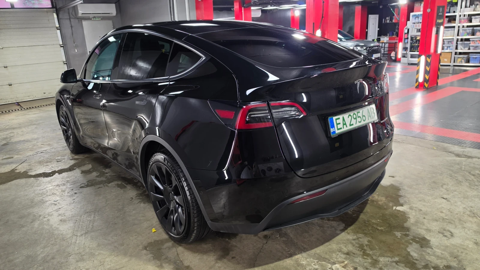 Tesla Model Y Long Range, снимка 3 - Автомобили и джипове - 55711431