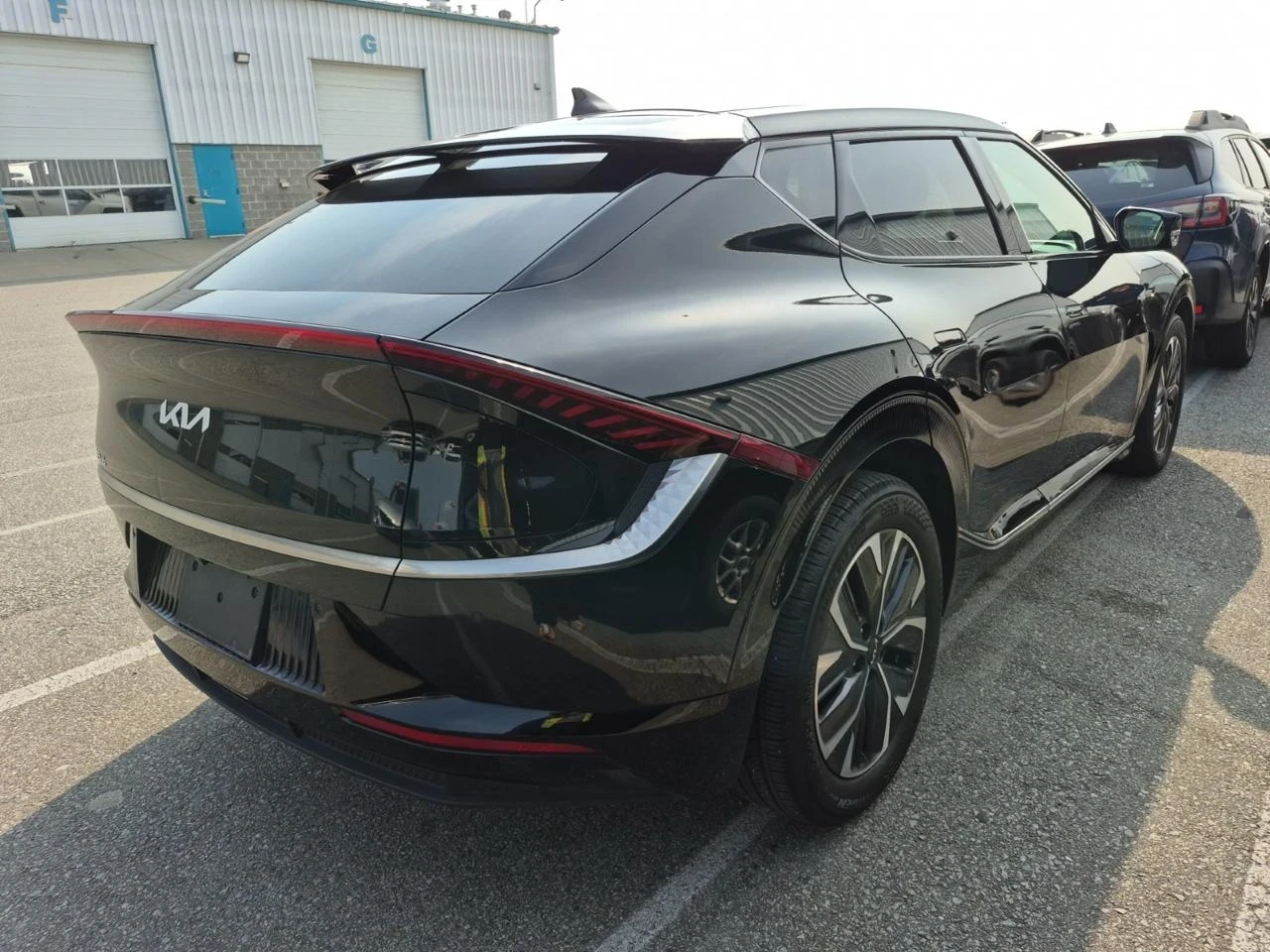 Kia EV6  LONG RANGE W/GT-LINE PKG 1* 360* Distronic* HDA* , снимка 3 - Автомобили и джипове - 55817848