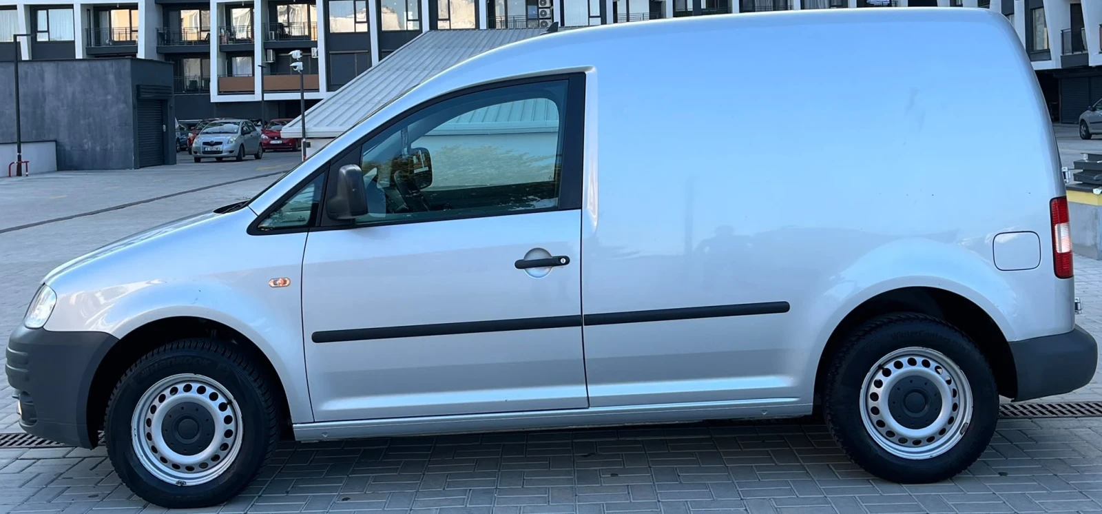 VW Caddy 1.9TDI/105/BKC/2007Г, снимка 4 - Автомобили и джипове - 56315499