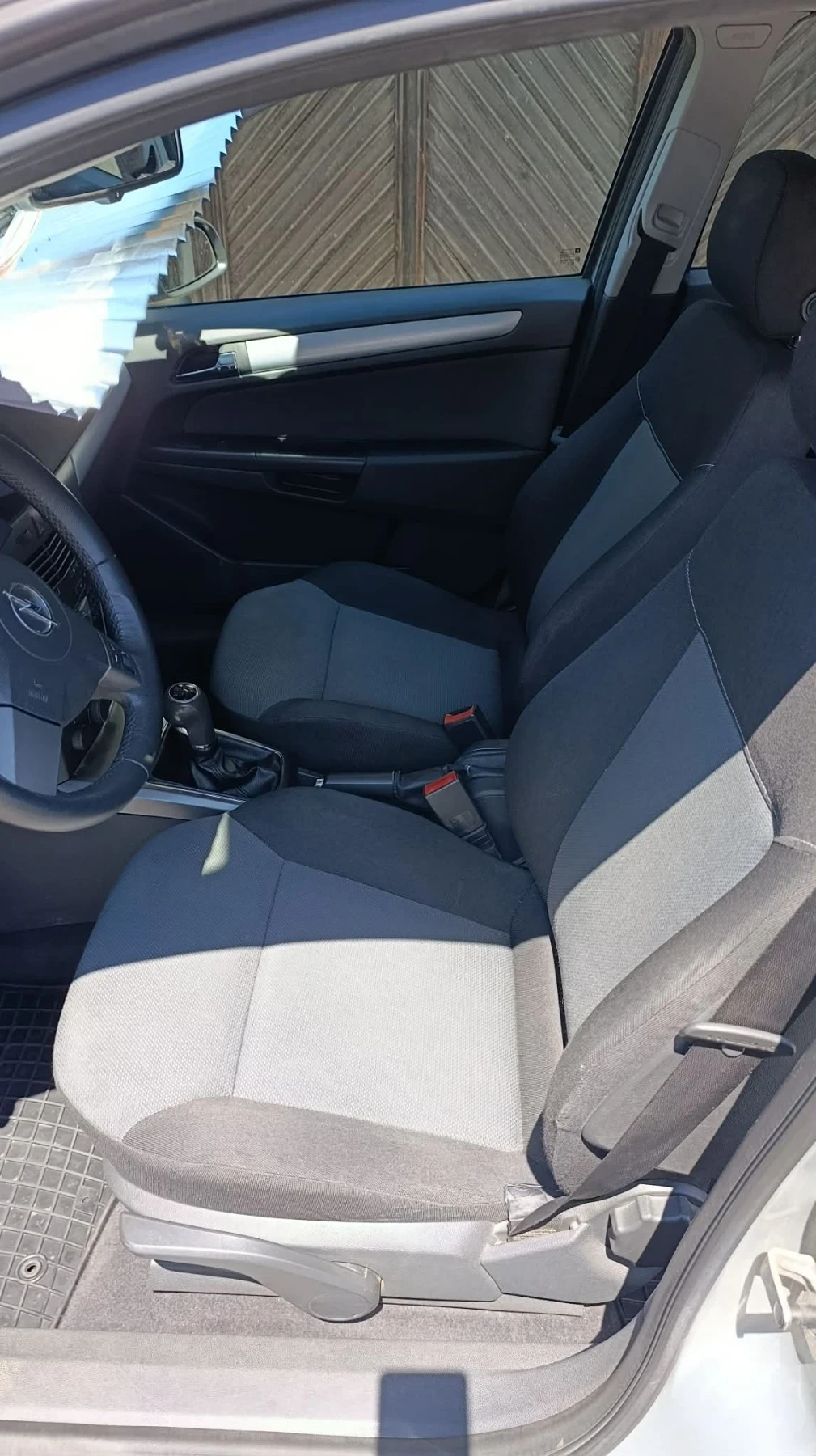 Opel Astra, снимка 6 - Автомобили и джипове - 56697438