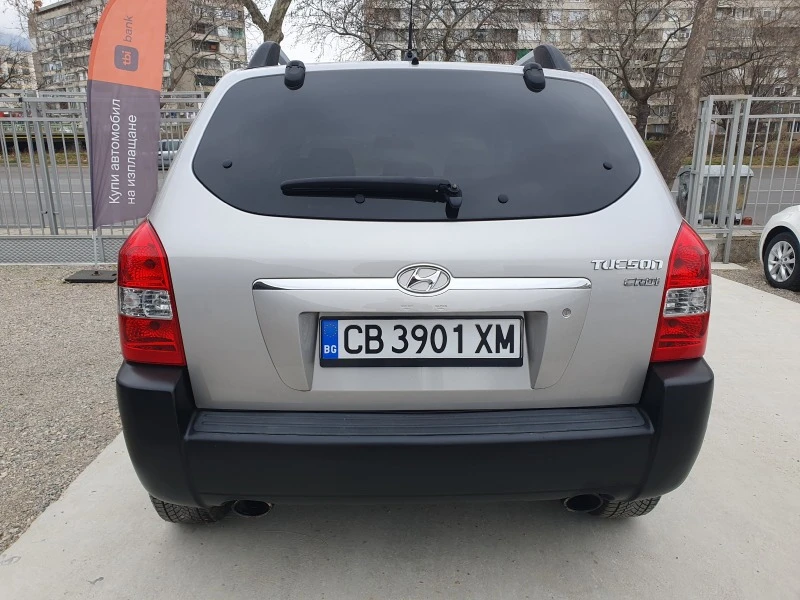 Hyundai Tucson АВТОМАТ, снимка 6 - Автомобили и джипове - 44370244