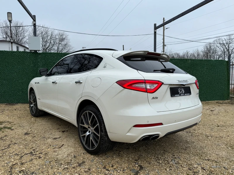 Maserati Levante SQ4, снимка 4 - Автомобили и джипове - 53408775
