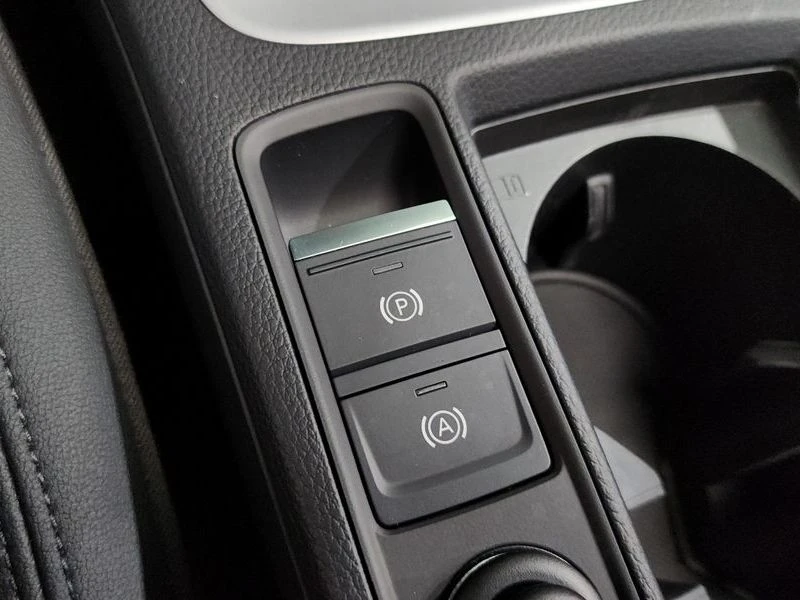 Audi Q3 35 TDI Premium| 190к.с.| ВКЛ.ТЕХНОТЕСТ, снимка 11 - Автомобили и джипове - 55099756