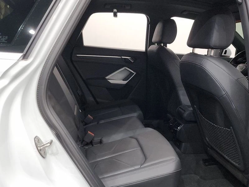 Audi Q3 35 TDI Premium| 190к.с.| ВКЛ.ТЕХНОТЕСТ, снимка 10 - Автомобили и джипове - 55099756