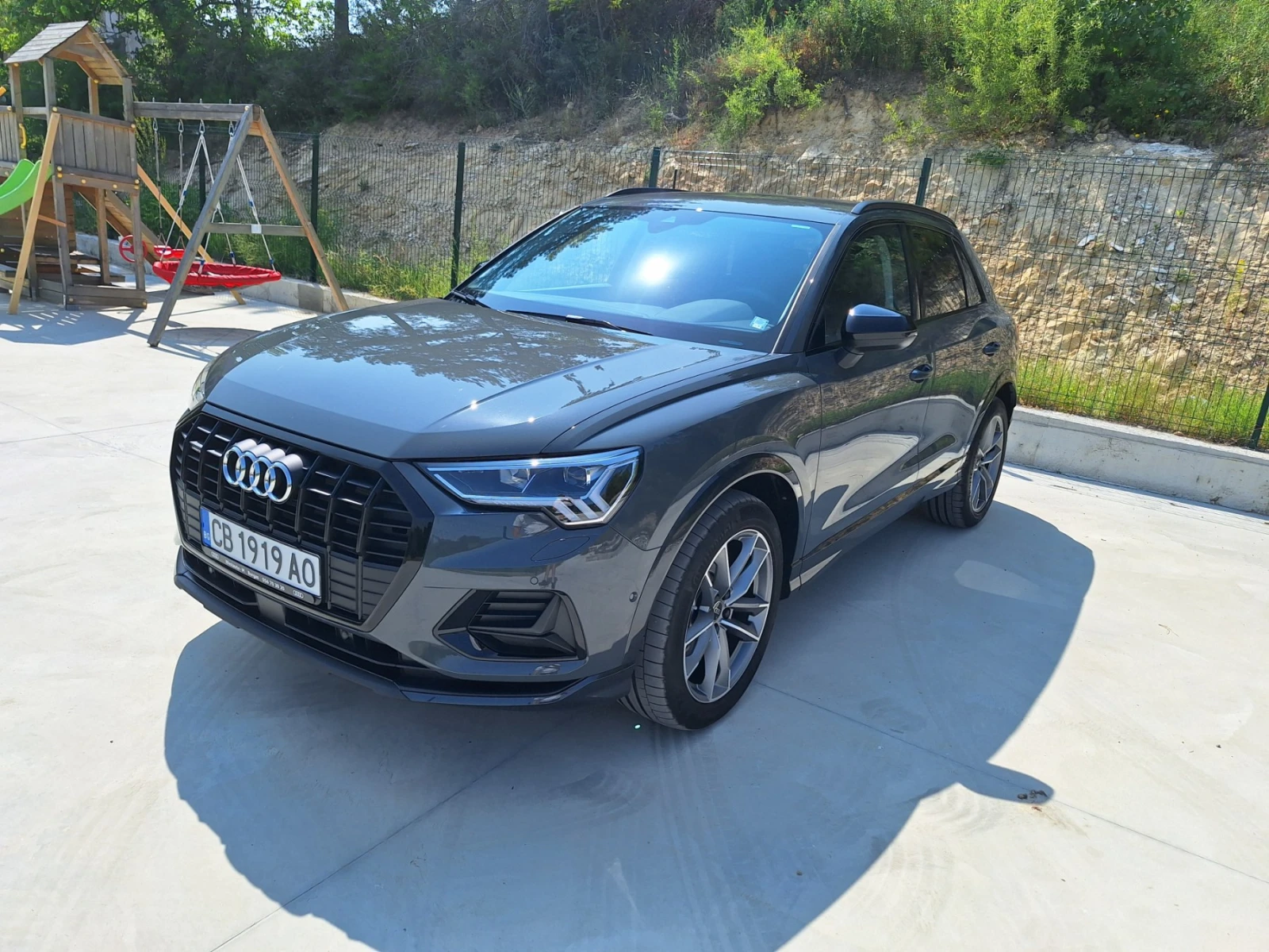 Audi Q3 40 TFSI quattro 5�. �������� | Mobile.bg � ����������� 5