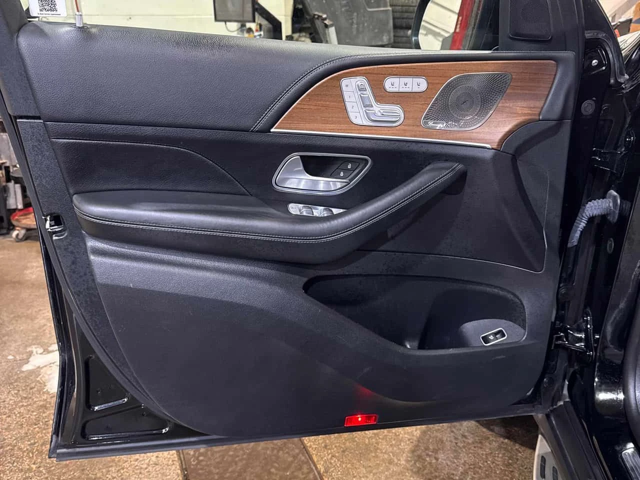 Mercedes-Benz GLS 450  CARFAX, снимка 7 - Автомобили и джипове - 53729235