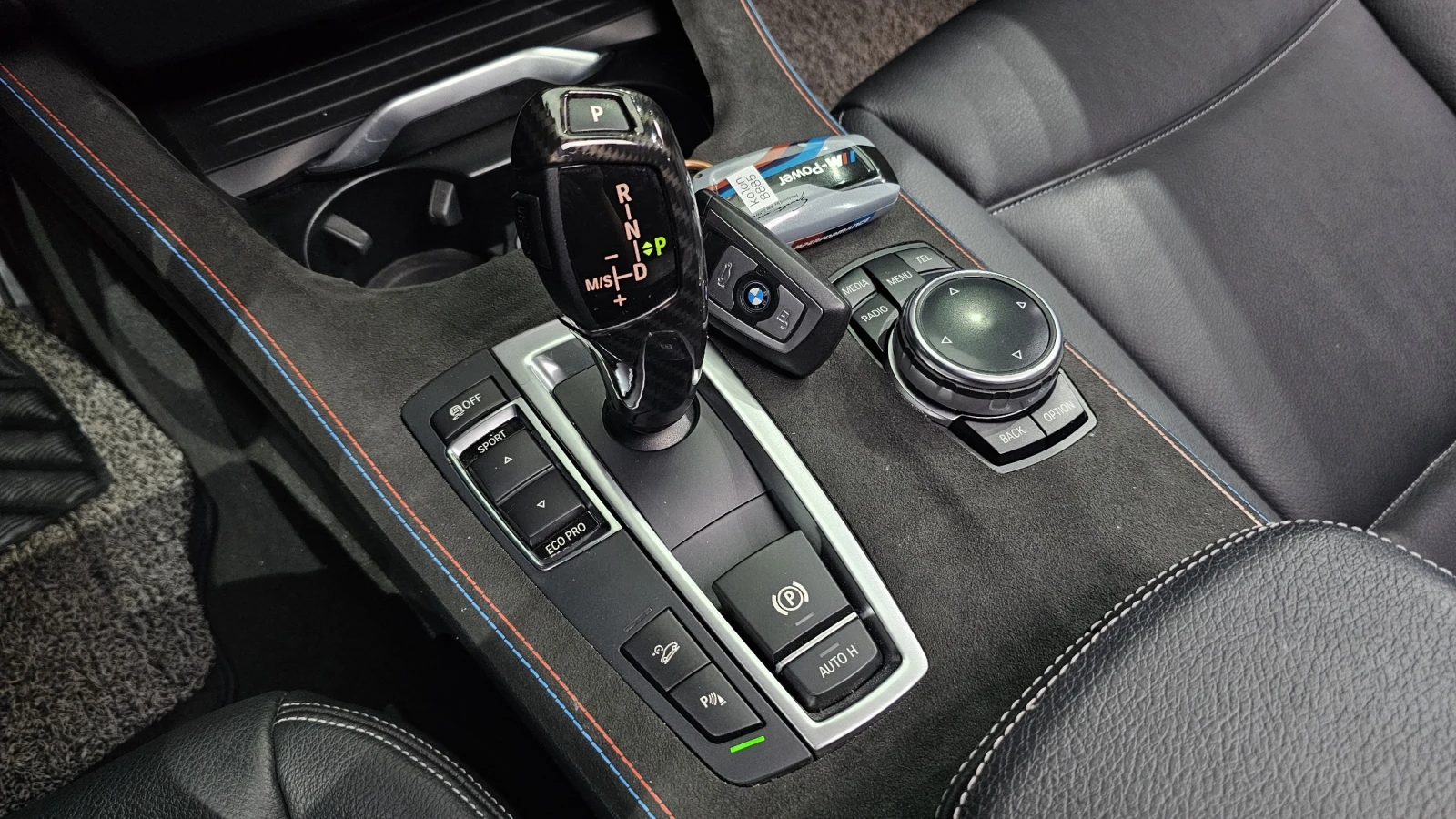 BMW X4 xDrive20d* HUD* ЕЛ. БАГАЖНИК* ЛЮК* КРАЙНА ЦЕНА, снимка 9 - Автомобили и джипове - 55349565