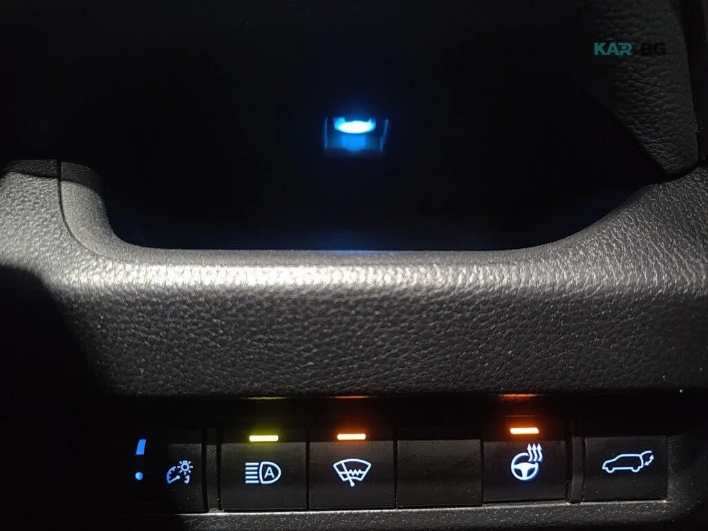 Toyota Rav4 Hybrid Premium XSE AWD, снимка 11 - Автомобили и джипове - 55376728