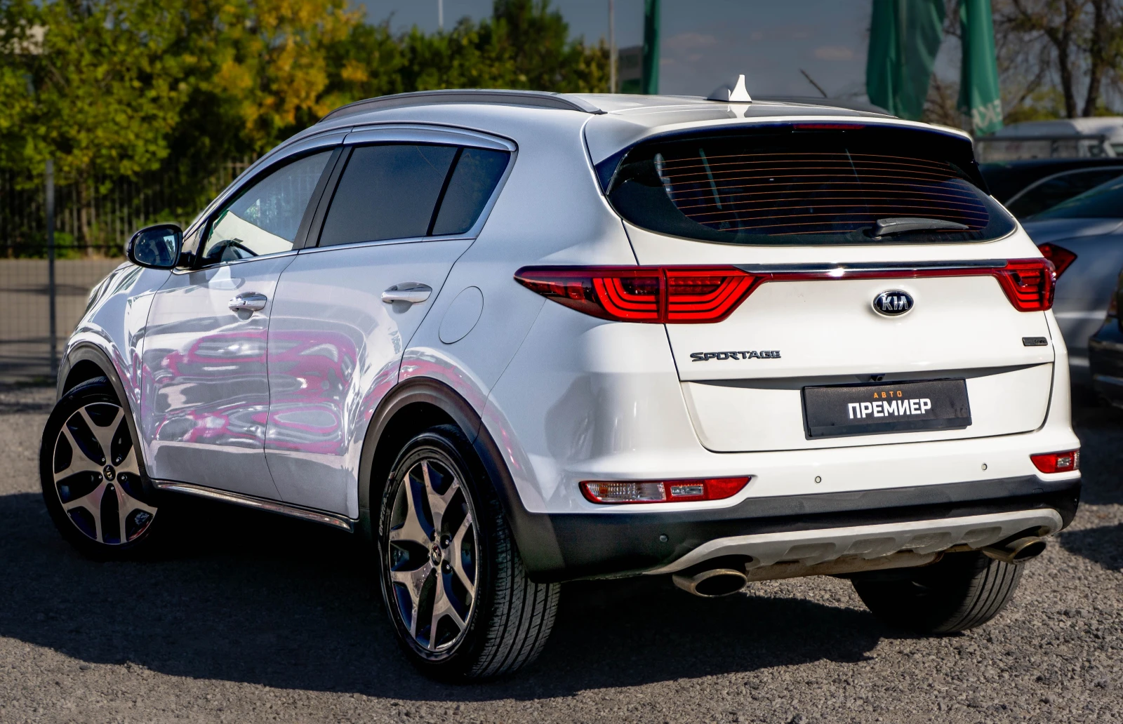 Kia Sportage 2.0CRDI-184hp-РЕАЛНИ КМ., снимка 6 - Автомобили и джипове - 56314347