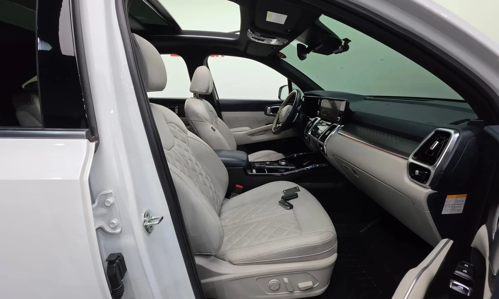 Kia Sorento, снимка 15 - Автомобили и джипове - 56648696
