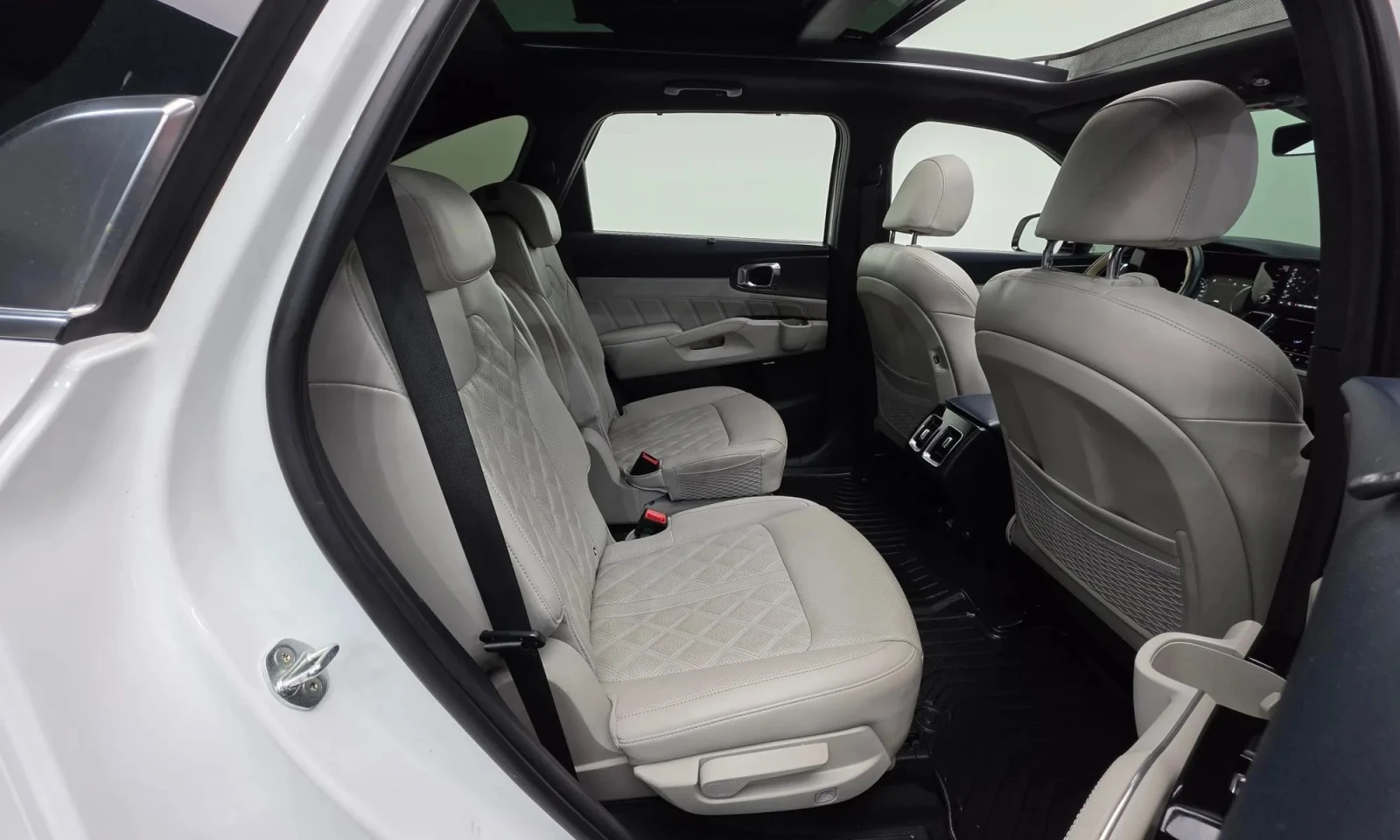 Kia Sorento, снимка 6 - Автомобили и джипове - 56648696