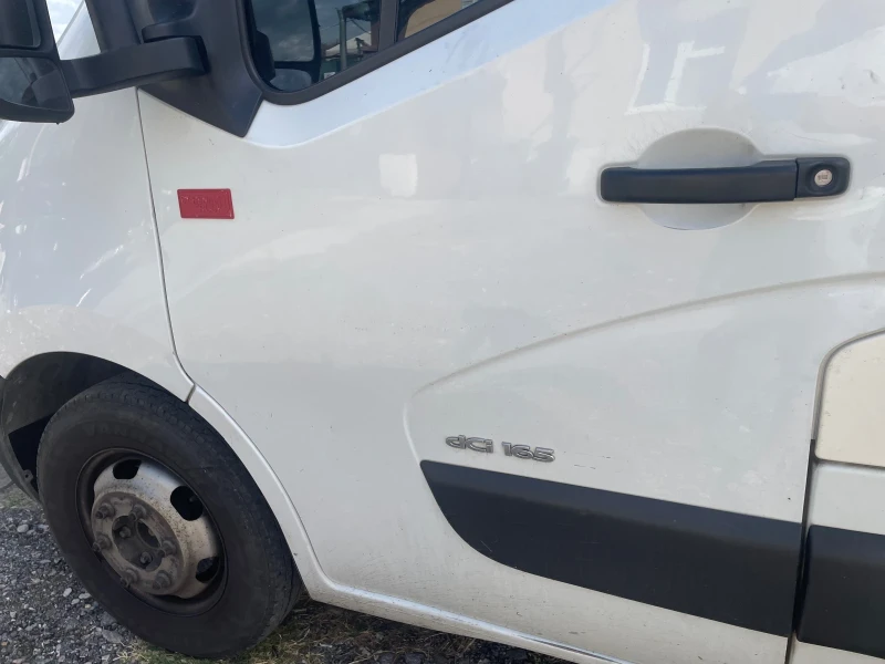 Renault Master автовоз, снимка 10 - Бусове и автобуси - 47542306