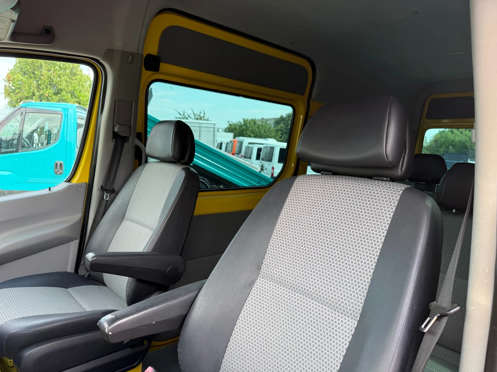Mercedes-Benz Sprinter 315 CDI* Климатик* 8+ 1 места, снимка 5 - Бусове и автобуси - 55145781