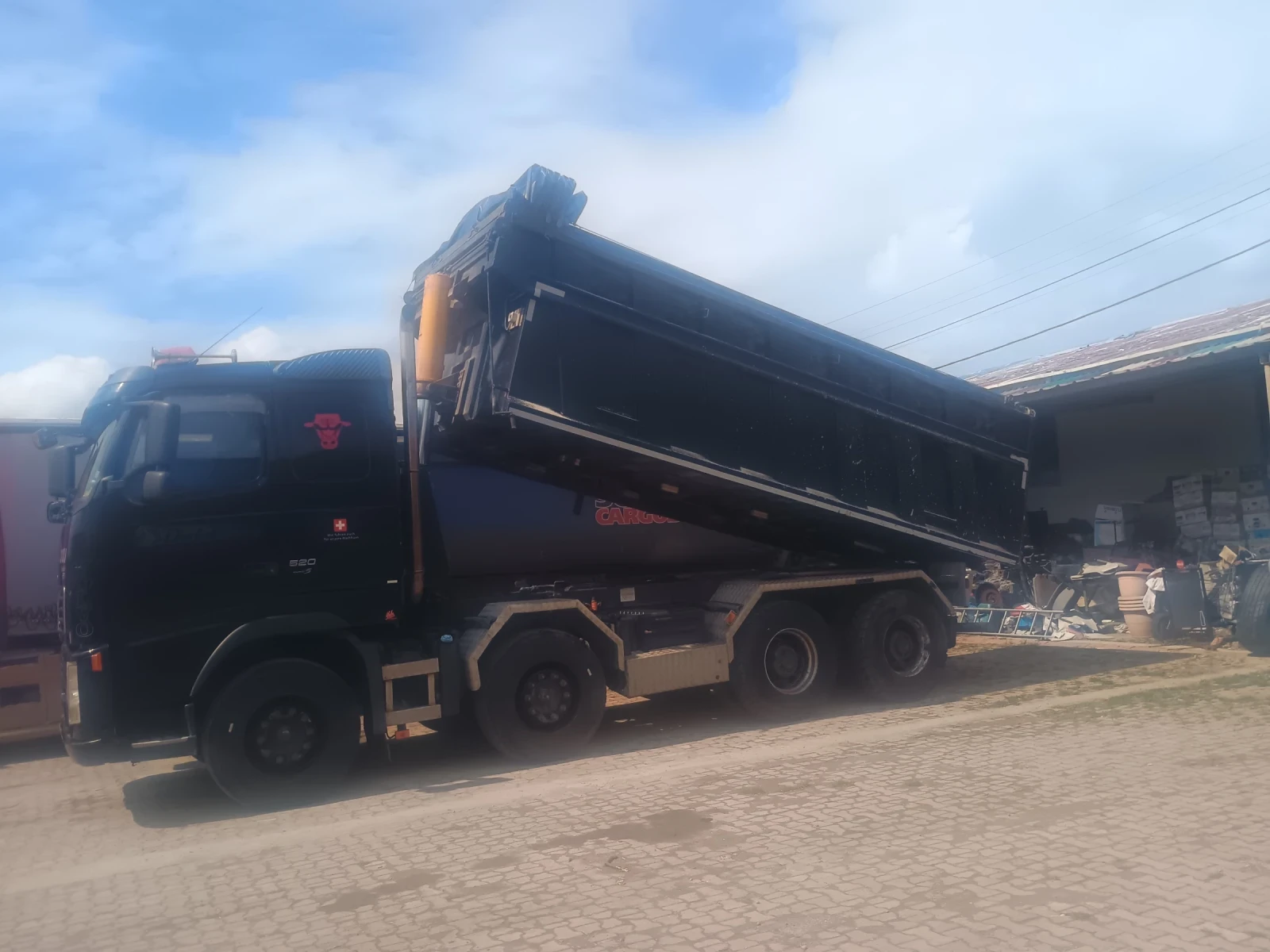 Volvo Fh Самосвал - изображение 2