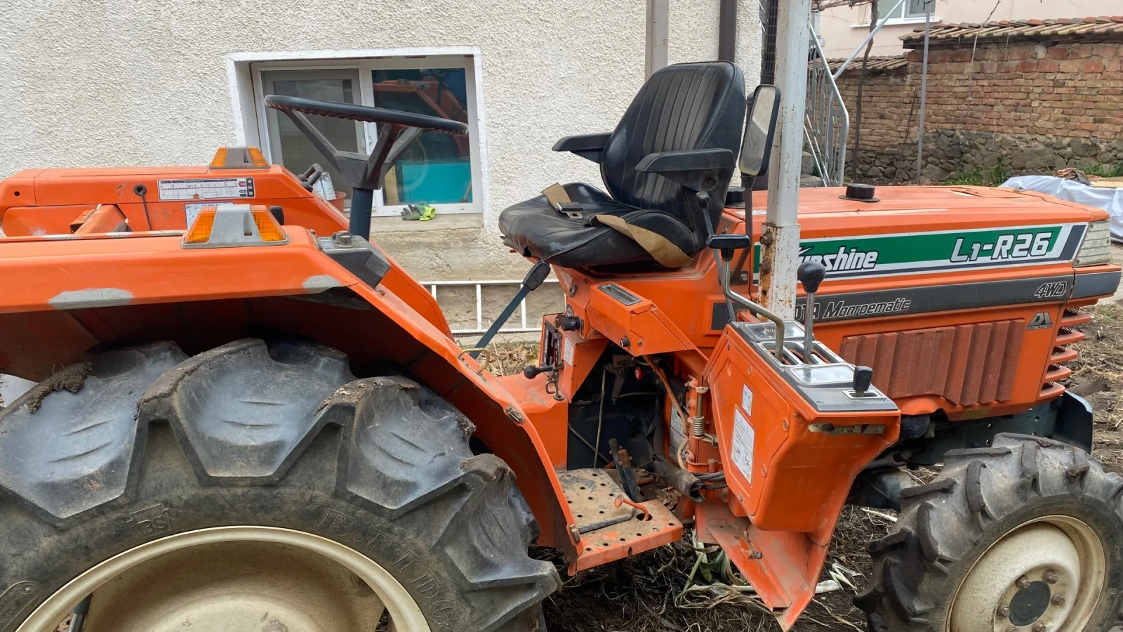 Трактор Kubota Kubota Sunshine L1-R26 Monroematic - изображение 7