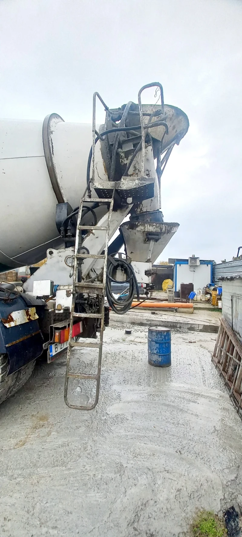 Бетон миксер Iveco Тракер, снимка 10 - Индустриална техника - 52062933