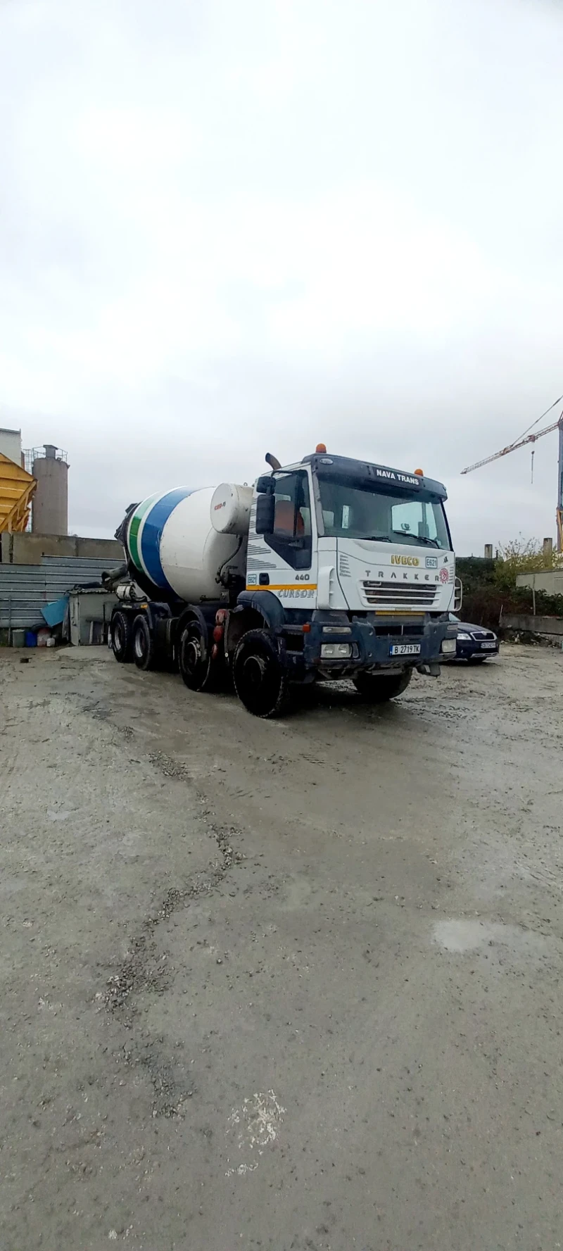 Бетон миксер Iveco Тракер, снимка 8 - Индустриална техника - 52062933