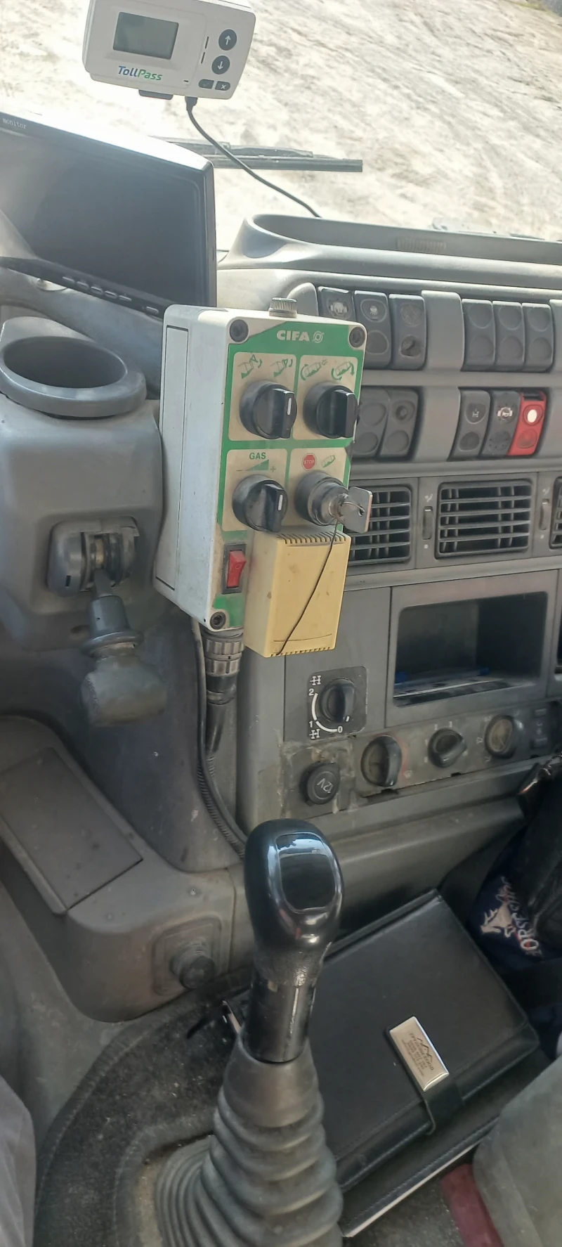 Бетон миксер Iveco Тракер, снимка 3 - Индустриална техника - 52062933