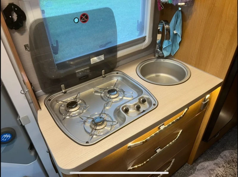 Кемпер Fiat KNAUS 2.3, снимка 8 - Каравани и кемпери - 50688663