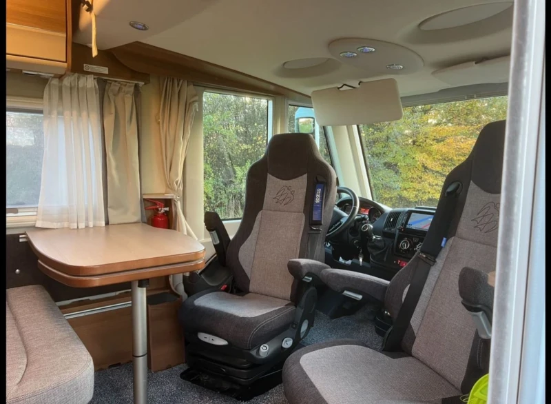 Кемпер Fiat KNAUS 2.3, снимка 12 - Каравани и кемпери - 50688663