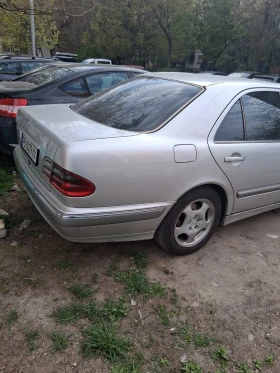 Mercedes-Benz E 270, снимка 1