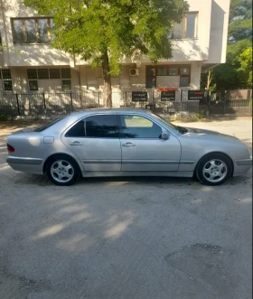 Mercedes-Benz E 270, снимка 10