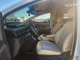 Hyundai Staria, снимка 13