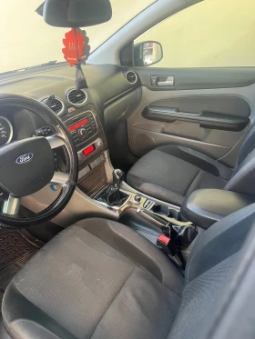 Ford Focus 1, 6i Ghia | Mobile.bg    7
