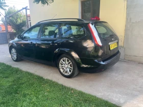 Ford Focus 1, 6i Ghia | Mobile.bg    6