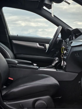 Mercedes-Benz C 180 AMG Avantgarde Facelift - 6900 € / 13495.23 лв. - 72162328 10