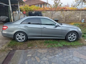 Mercedes-Benz E 220 Avangard, снимка 1