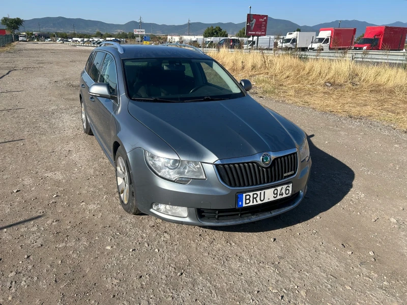 Skoda Superb 1.6 TDI, снимка 1 - Автомобили и джипове - 47668236