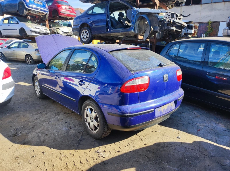 Seat Leon 1.6, снимка 2 - Автомобили и джипове - 48588800