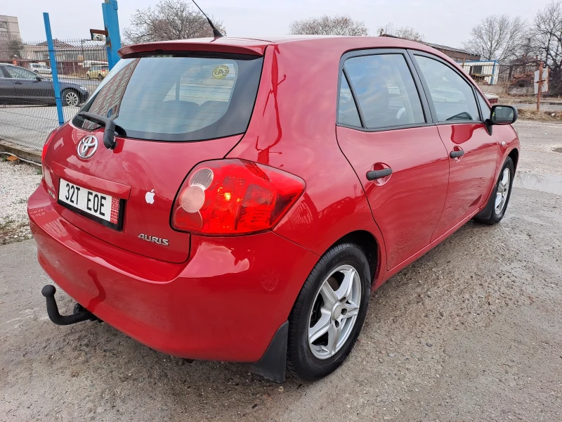 Toyota Auris 1, 3i, ГАЗ, 6ск., снимка 6 - Автомобили и джипове - 48212900