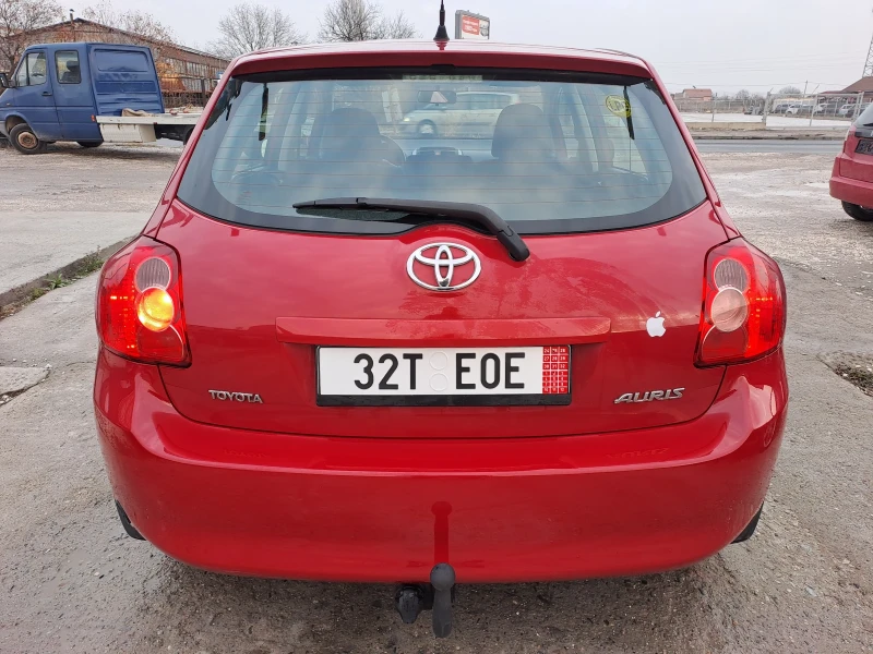 Toyota Auris 1, 3i, ГАЗ, 6ск., снимка 5 - Автомобили и джипове - 48212900