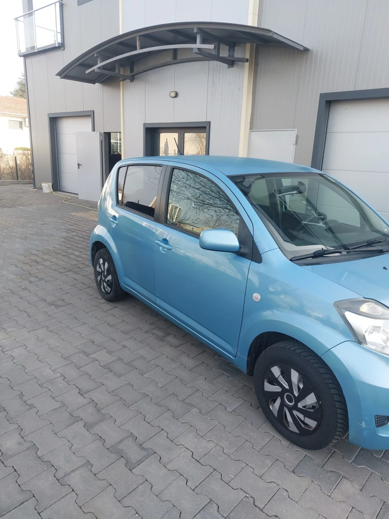 Daihatsu Sirion 1.0, снимка 2 - Автомобили и джипове - 49552683