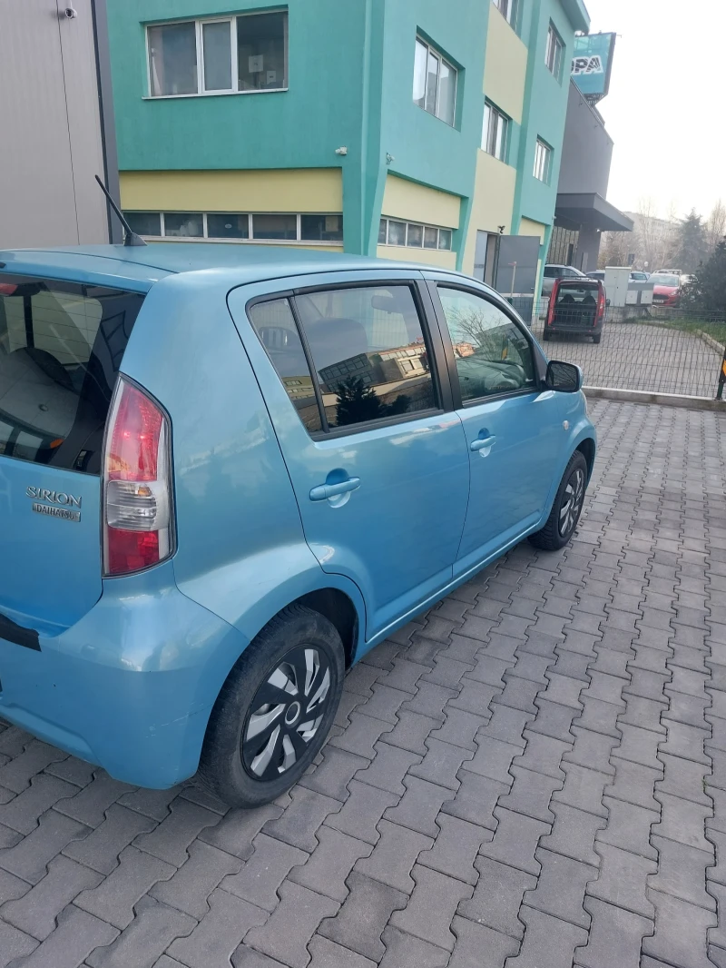 Daihatsu Sirion 1.0, снимка 5 - Автомобили и джипове - 49552683