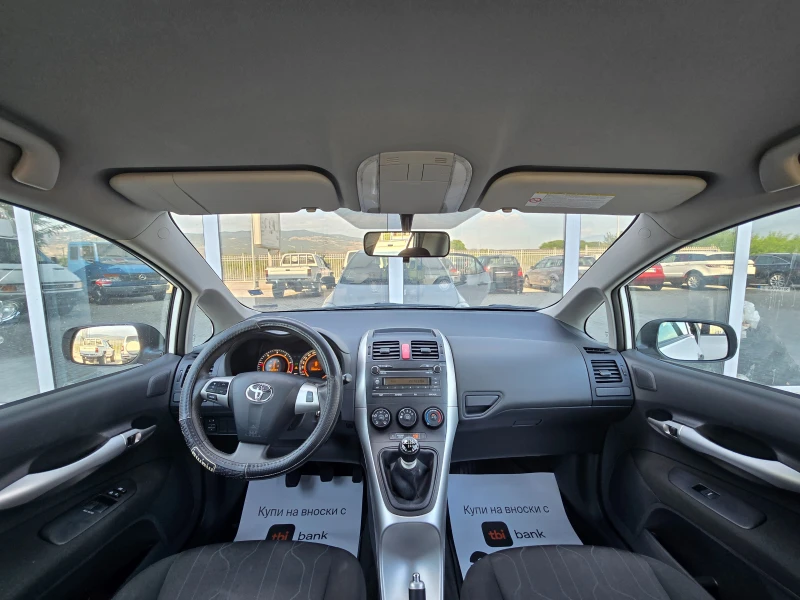 Toyota Auris D-4D !! FACELIFT !!, снимка 14 - Автомобили и джипове - 52322579