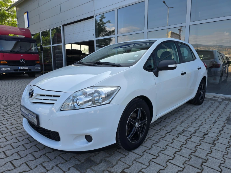 Toyota Auris D-4D !! FACELIFT !!, снимка 5 - Автомобили и джипове - 52322579