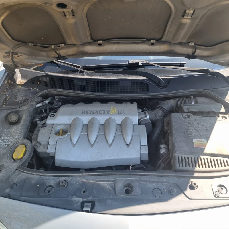 Renault Megane, снимка 7 - Автомобили и джипове - 52597310