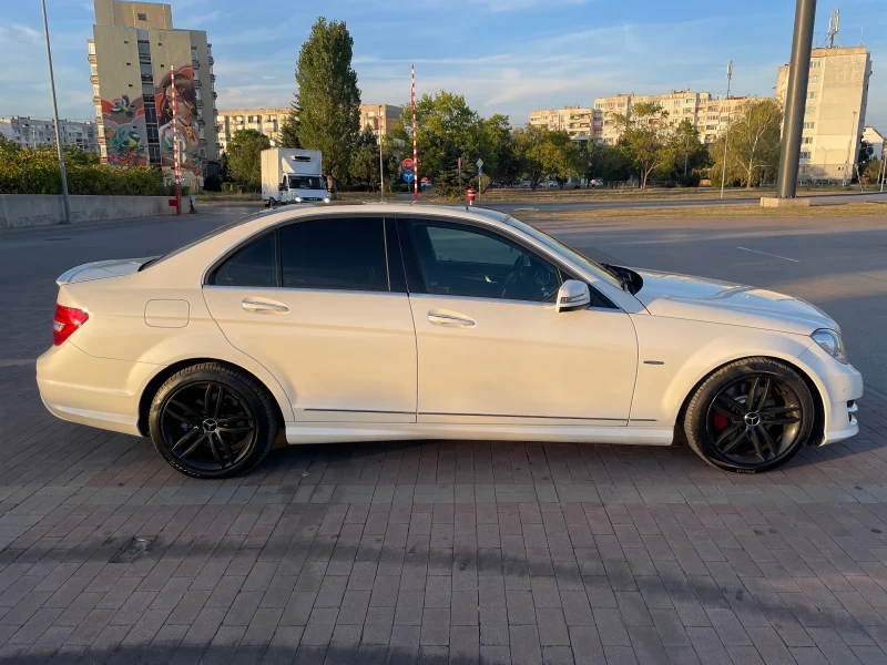 Mercedes-Benz C 350 AMG PACK, снимка 3 - Автомобили и джипове - 52710680